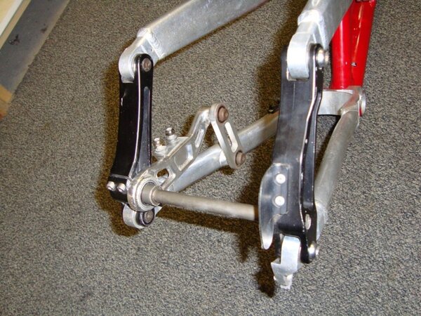 rear linkage.jpg