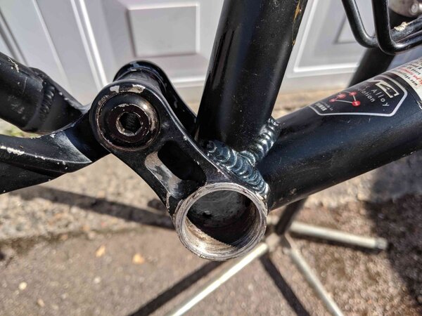 Bottom Bracket.jpg