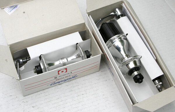 Campag-Record-OR-hubs.jpg