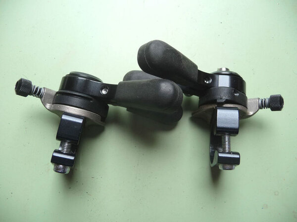 mavic 825 shifters.jpg