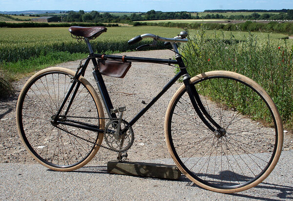 1910-De-Dion-Bouton-Modele-Routier-06.jpg