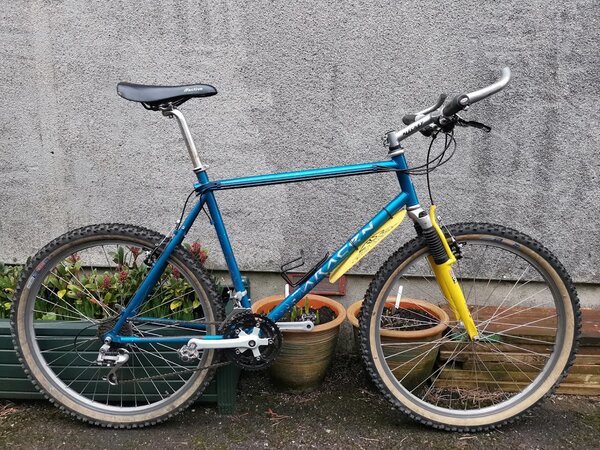 1993 Saracen Trekker Elite.jpg