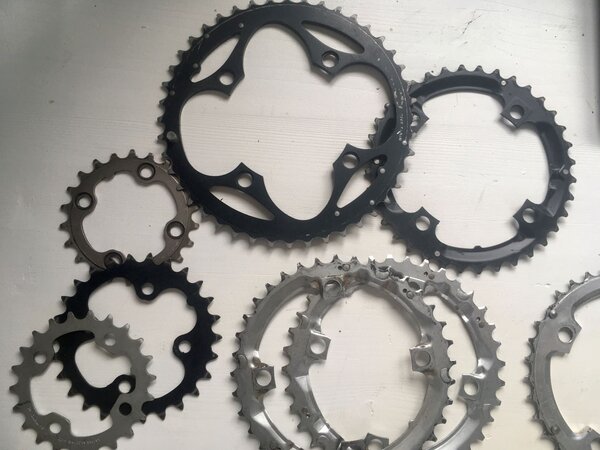 4 arm chainring1sml.jpg