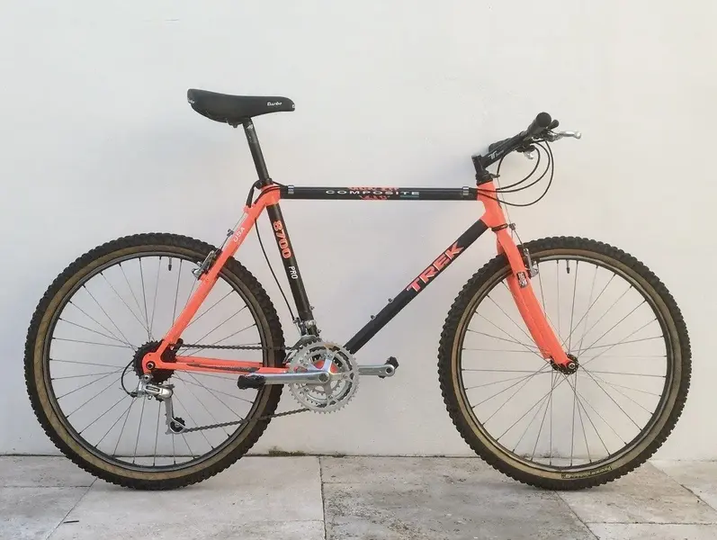 trek 8700 pic 2.jpg