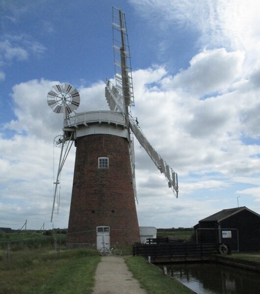 Horsey windpump1.jpg