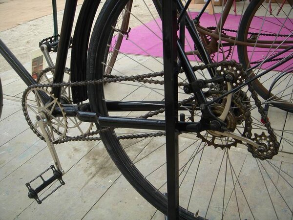 Cluster Fook with Drilled Jockey Wheels.JPG