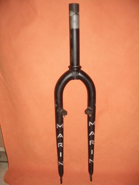 Marin RockStar fork, black.jpg