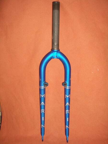 Marin RockStar fork, pearlescent blue.jpg