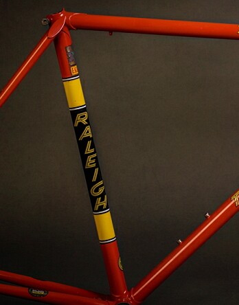 sb3505-1980-sbdu-ilkeston-reynolds-753-ti-raleigh-team-pro-studio-frame-and-fork~2.jpg