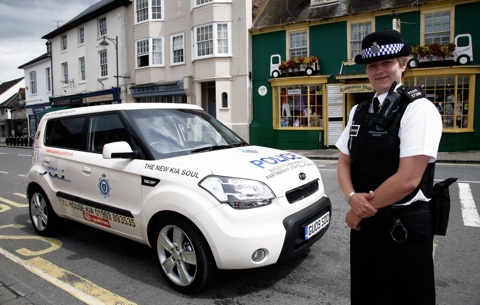 kia_soul_shaker_police_car.jpg