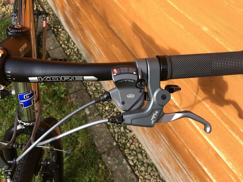 GT Xizang XTR shifters 2.JPG