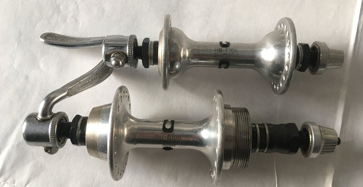 Shimano HB-F105:FH-R105 front & rear.JPG