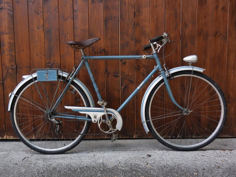 1947 Peugeot PHL503.jpg