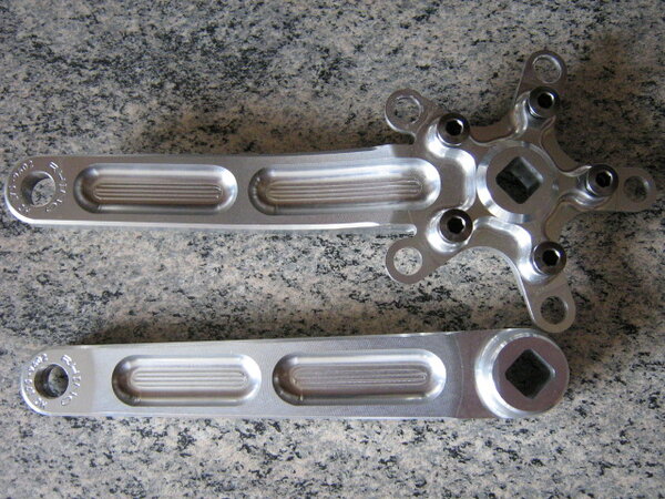 rhino crank etc 006.jpg