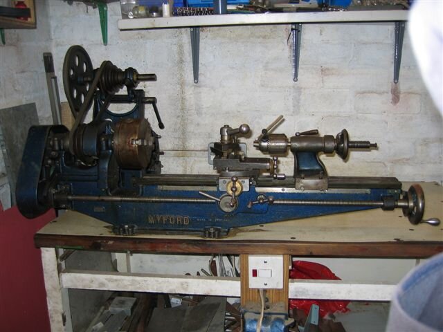 lathe1.jpg