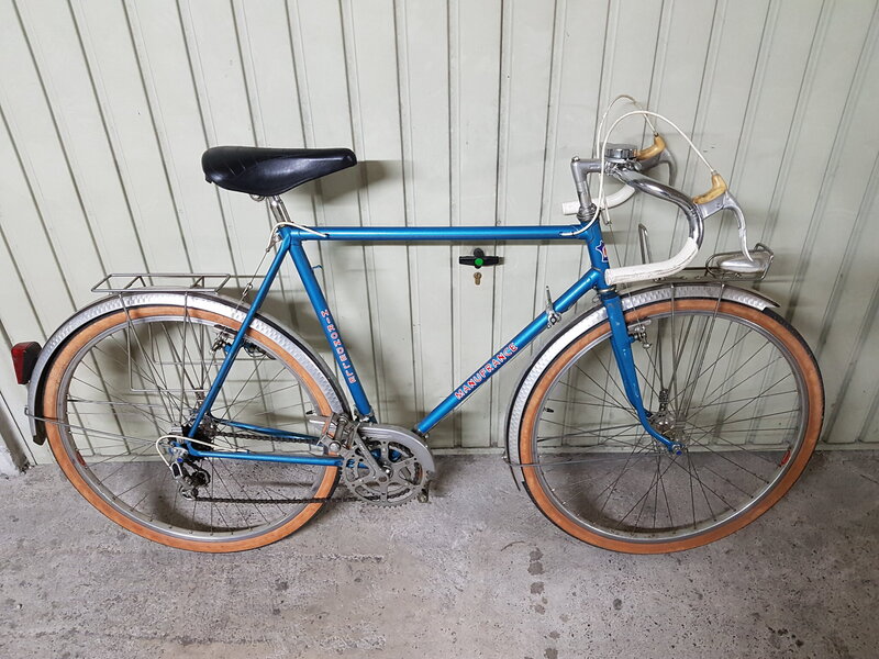 1977 Hirondelle 1.jpg