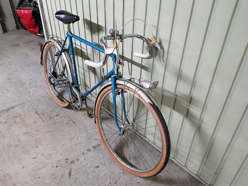 1977 Hirondelle 2.jpg