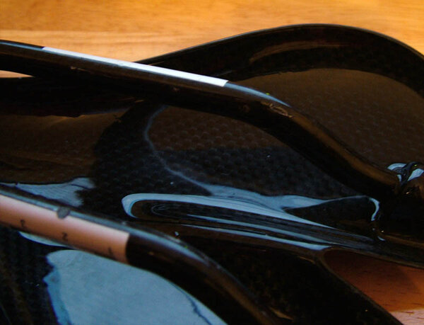 carbon saddle3.jpg