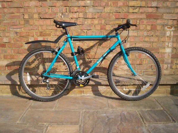 Saracen Trekker MTB.jpeg