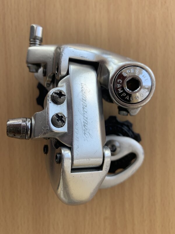 Campagnolo Athena Rear Derailleur (1).JPG