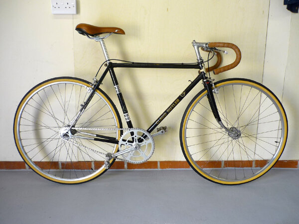 Claud Fixie Racer 1.jpg