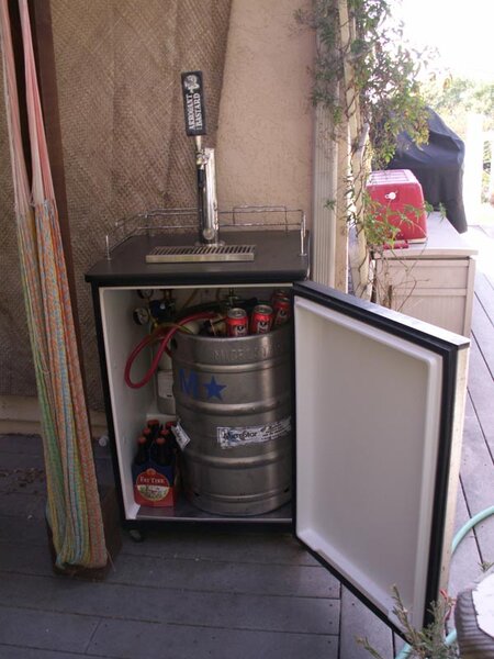 garage_kegerator.jpg