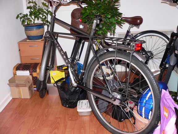 Highpath with restored original mudguards.JPG