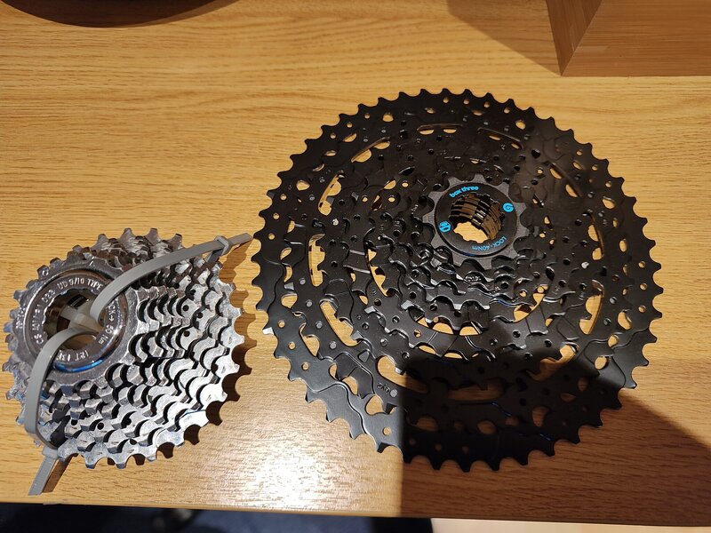 Box 11_50 versus campy  9 speed.jpg