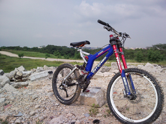 my bike on rocks.jpg