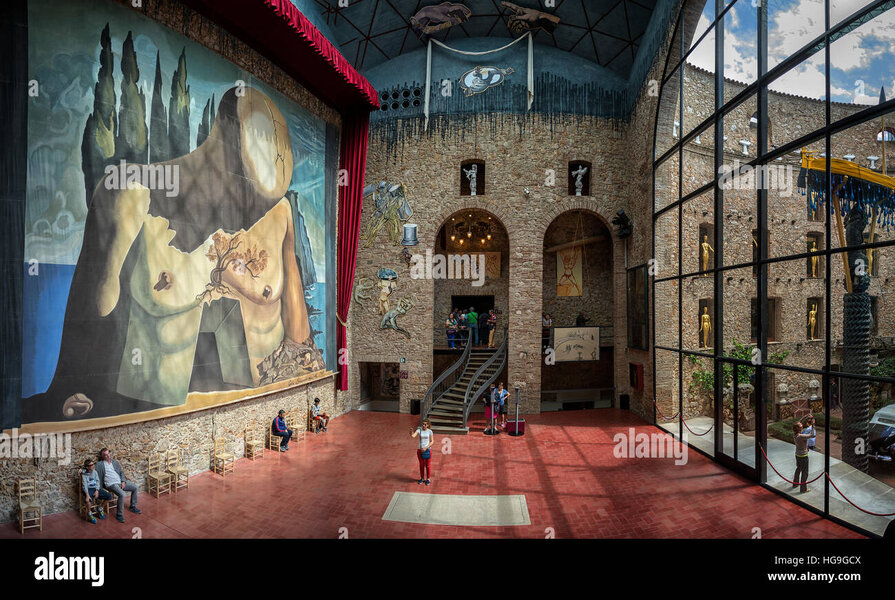 dali-museum-figueres-girona-province-catalonia-spain-HG9GCX-1223412929.jpg