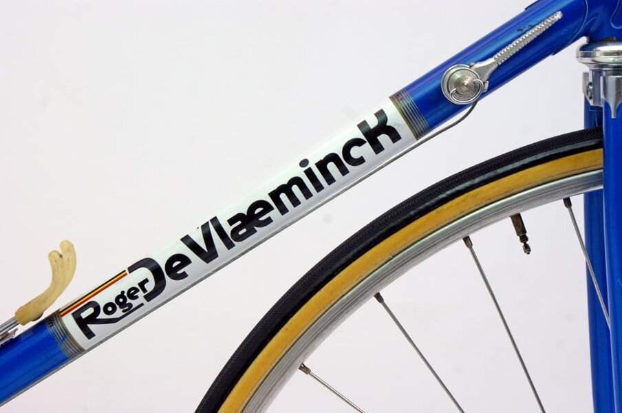 colnago_roger_de_vlaeminck_down_tube_decal.jpg