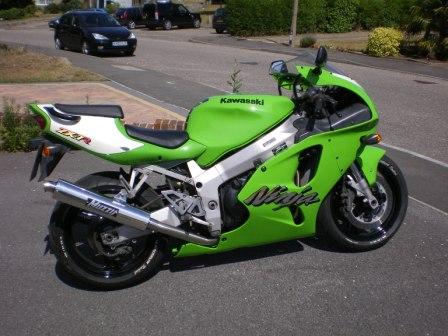 ZX7R.JPG