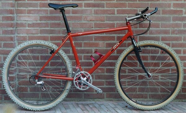 Ibis Mojo 1995 8.2kg  50%.jpg