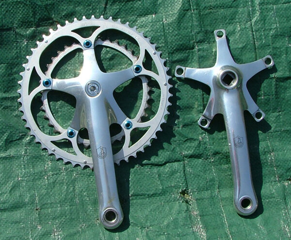 ModernCampagChainsets.1.A.jpg