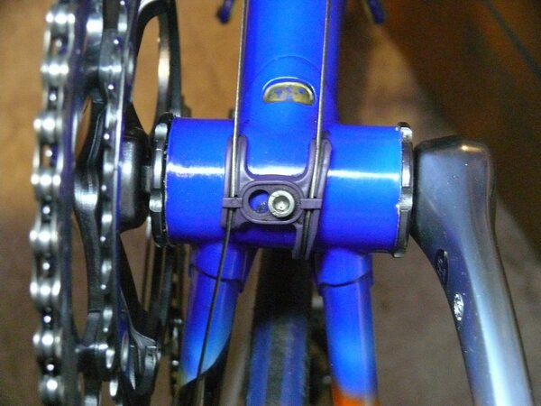 Bottom bracket.jpg