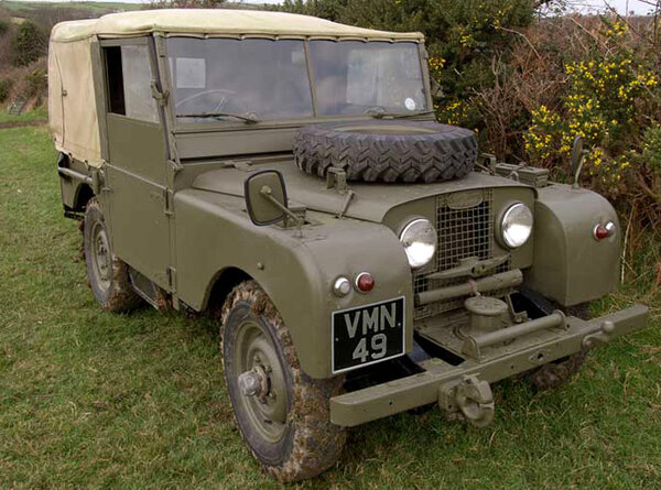 Land Rover.jpg