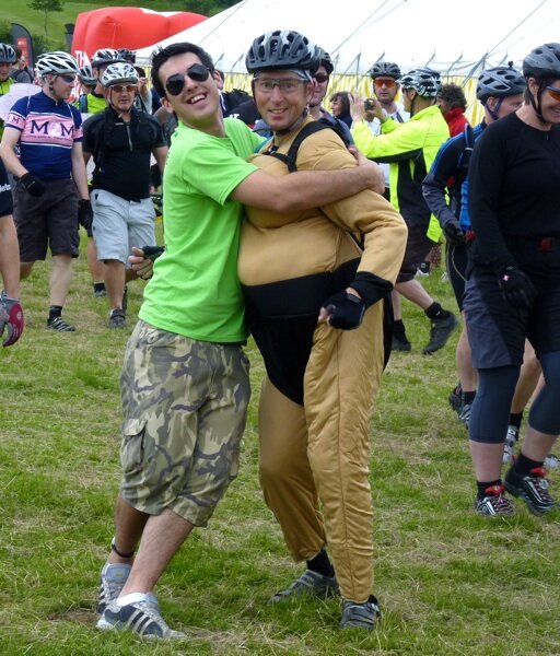 adam_hugs_a_sumo_rider_171.jpg