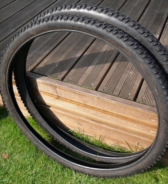 Kenda_tyres1b.jpg