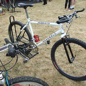 Retrobike at the Malverns Roberts dogs bolx