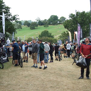 Retrobike at the Malverns - crowds